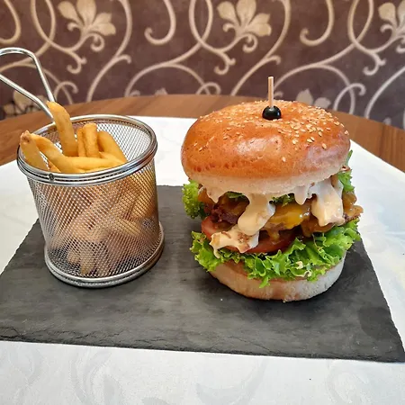 Panda Tourist Penzion Turčianske Teplice